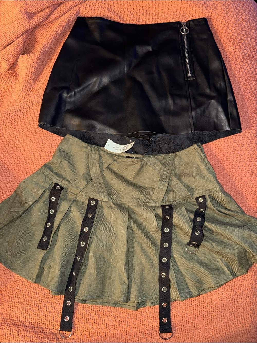 Black M Faux Leather Mini skort - Olive S/M skirt